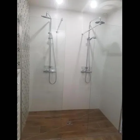 La Estella - Family Guest house *